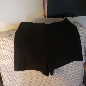 Black babaton shorts